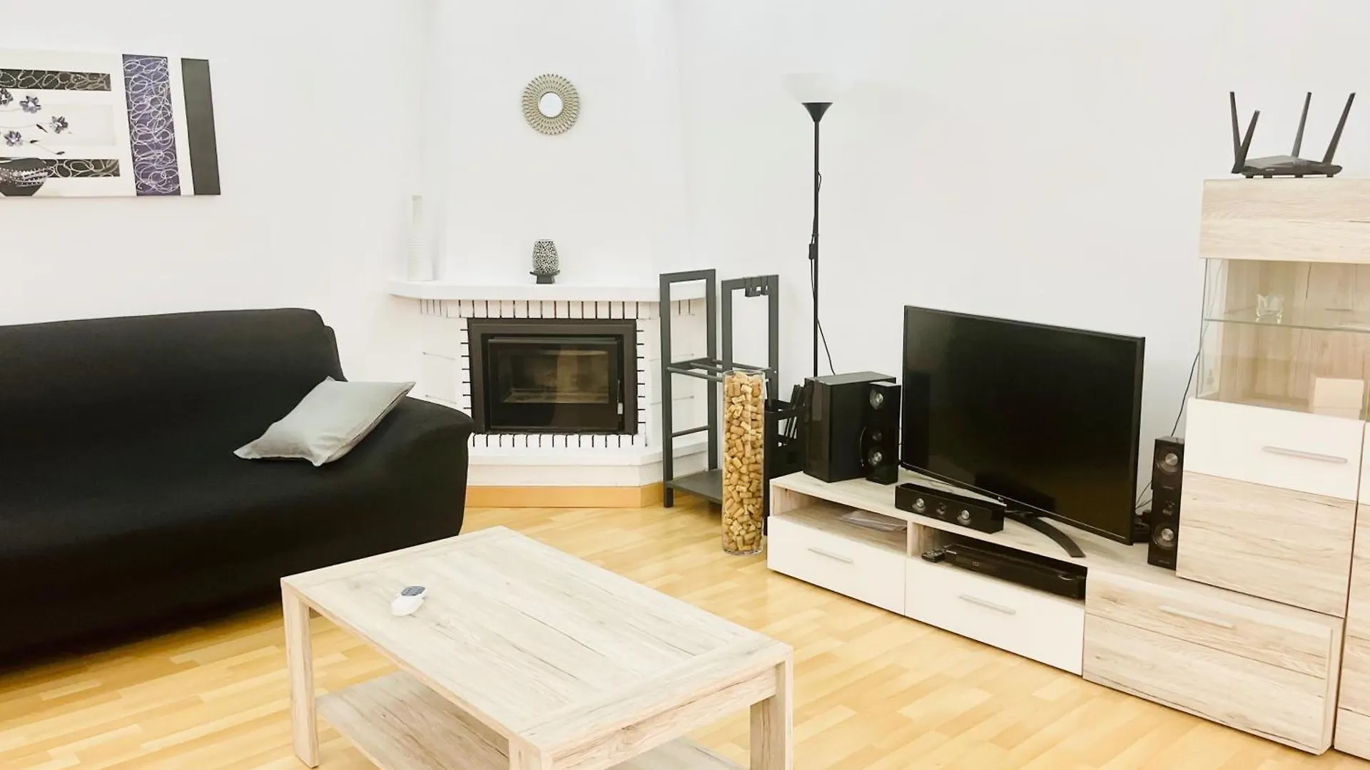 公寓 马尔韦利亚2-Bed 10Min To Puerto Banus W Pool Bbq & Parking公寓