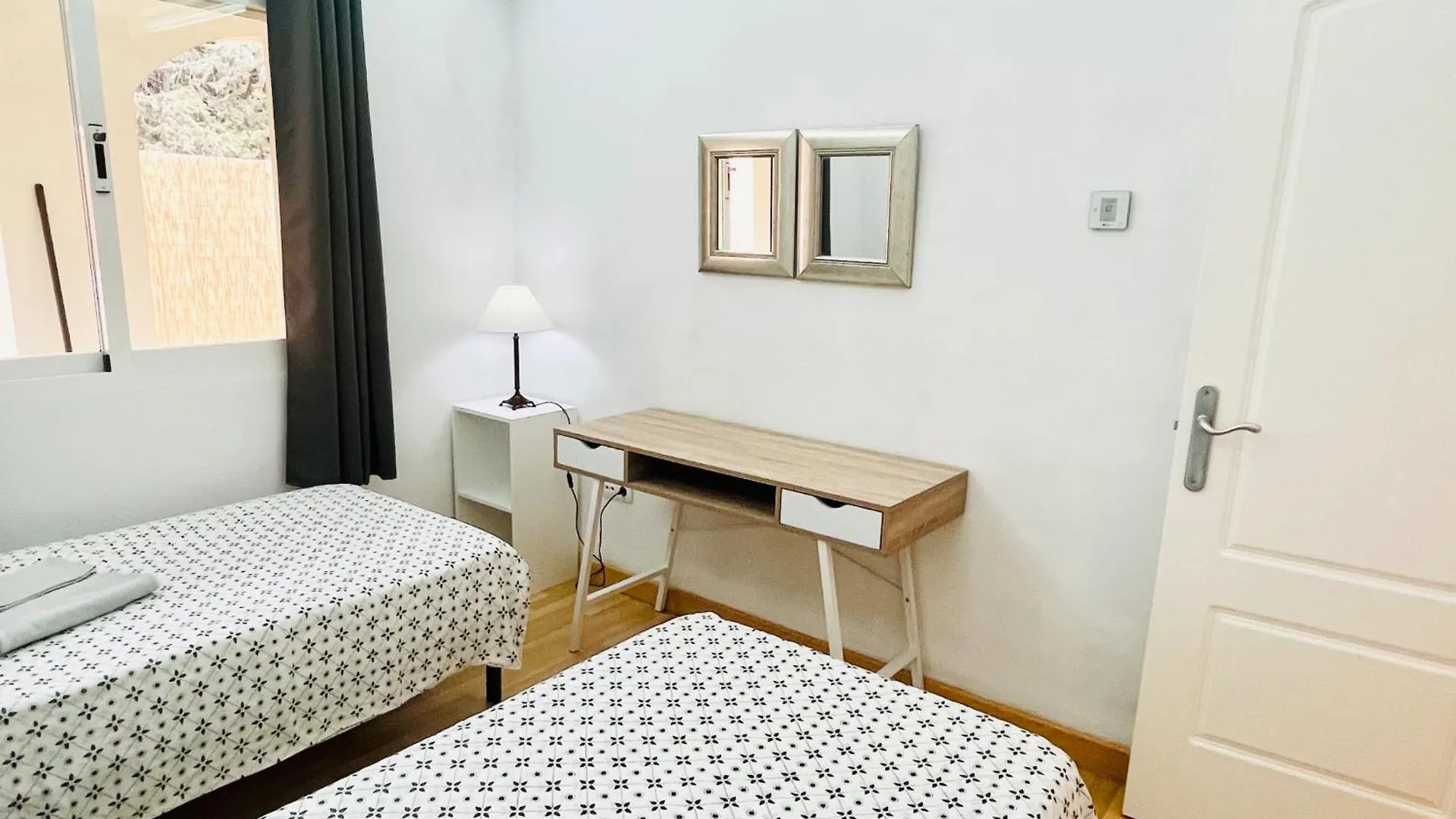 马尔韦利亚2-Bed 10Min To Puerto Banus W Pool Bbq & Parking公寓 西班牙