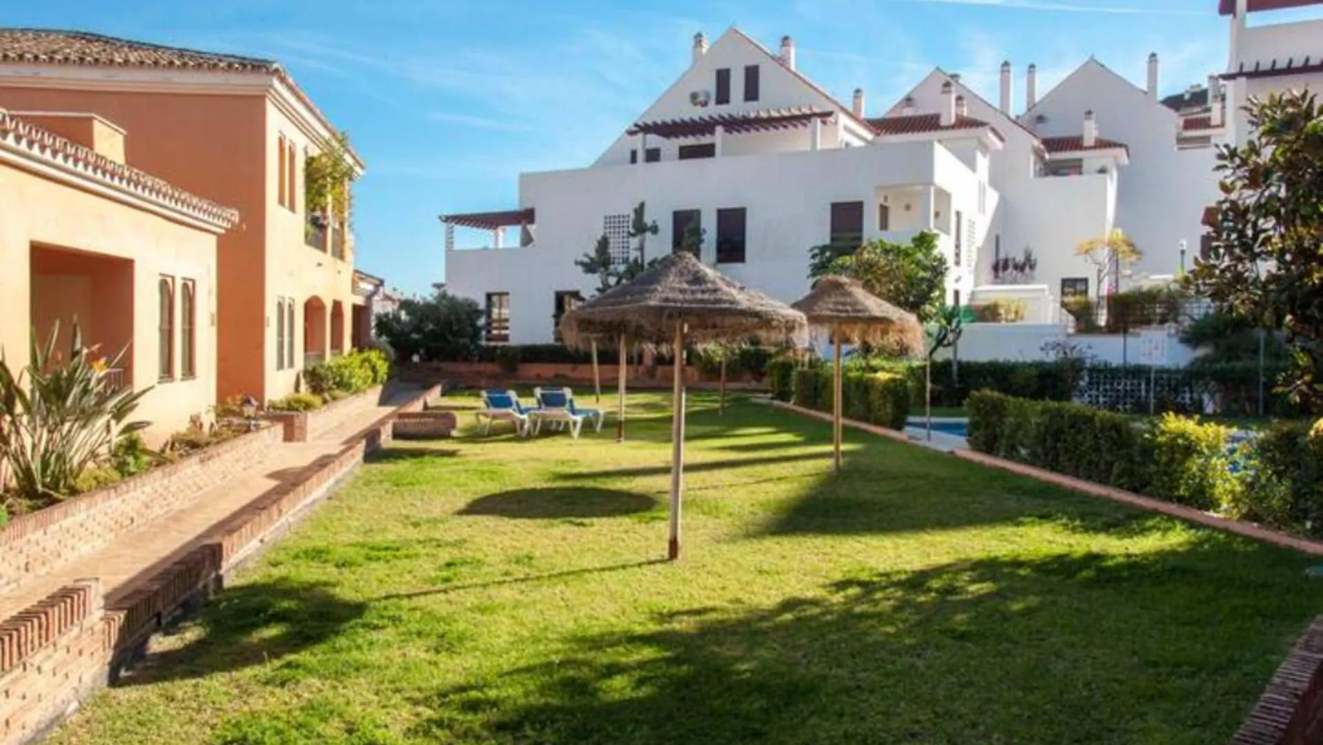 Puerto Banus Apartment For 4 - Pool Bbq & Terrace Марбелья Испания
